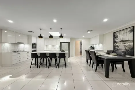 Property photo of 2 Bailes Crescent Young NSW 2594