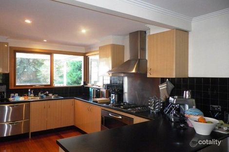 Property photo of 57 Braid Hill Road Macleod VIC 3085