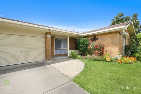 Property photo of 18 Edward Crescent Trafalgar VIC 3824