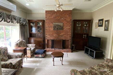 Property photo of 94 Craig Avenue Warracknabeal VIC 3393