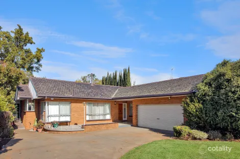 Property photo of 43 Langley Crescent Griffith NSW 2680