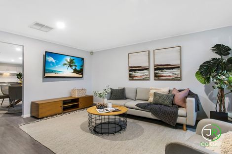 Property photo of 40 Merribah Way Cranbourne West VIC 3977
