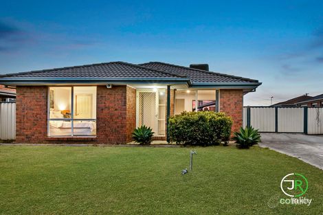 Property photo of 40 Merribah Way Cranbourne West VIC 3977