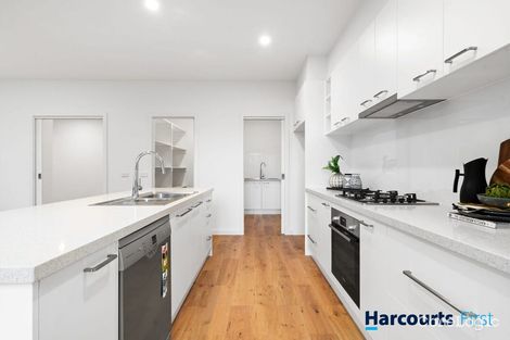 Property photo of 59B Madeline Street Glen Waverley VIC 3150