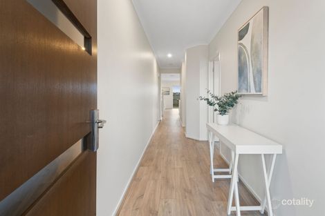 Property photo of 33 Trinity Way Armstrong Creek VIC 3217