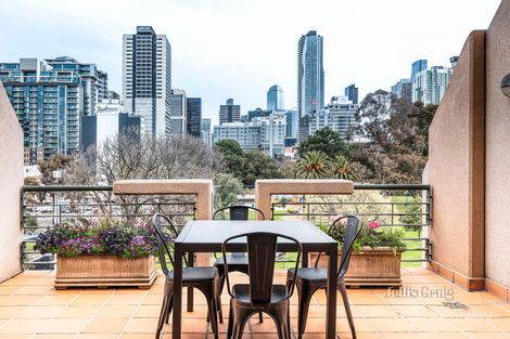 Property photo of 9/22 Dudley Street West Melbourne VIC 3003