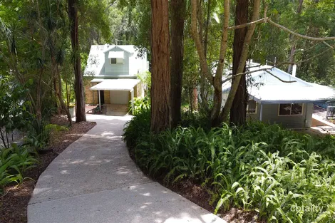 Property photo of 12 Gumleaf Close Doonan QLD 4562