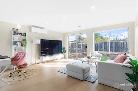 Property photo of 22 Cepora Road Tarneit VIC 3029