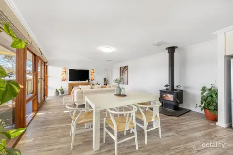 Property photo of 24 Horrocks Street Torrens ACT 2607