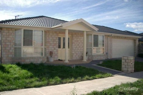 6 Glenview St, Roxburgh Park, VIC 3064