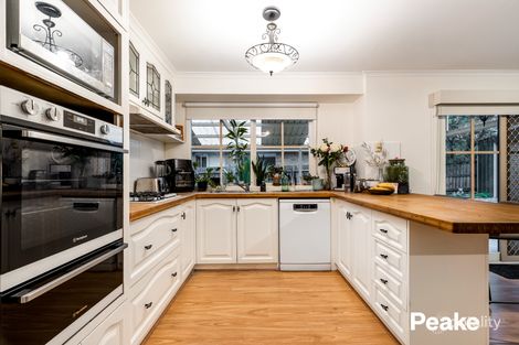 Property photo of 37 Ashfield Drive Berwick VIC 3806