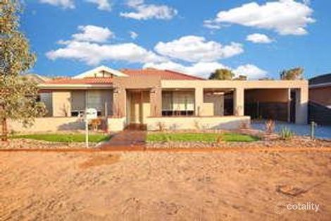 38 John Paul Dr, Hillside, VIC 3037