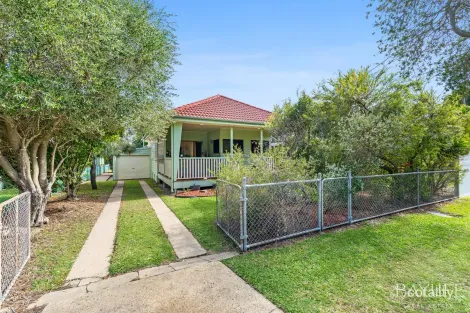 55 Kate St, Woody Point, QLD 4019