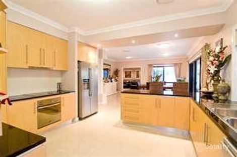Property photo of 4 Jersey Place Parrearra QLD 4575
