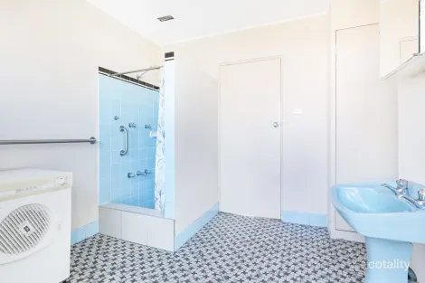 Property photo of 5 First Avenue South Warrawong NSW 2502