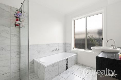 Property photo of 69 Smith Street Grovedale VIC 3216