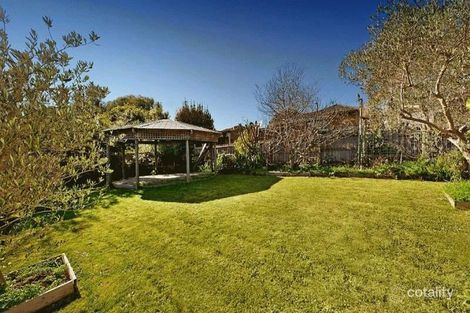Property photo of 17 Kerry Close Doncaster East VIC 3109