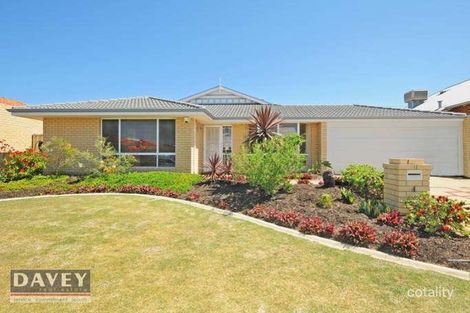 Property photo of 4 Wakeley Way Duncraig WA 6023