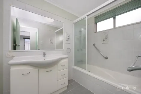 Property photo of 44 Burramugga Crescent Kirwan QLD 4817