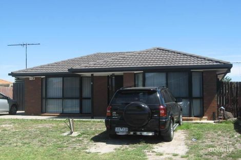 15 Henley Gdns, Sunshine North, VIC 3020