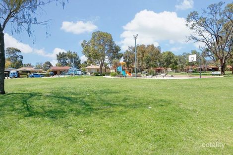 Property photo of 14 Kangaroo Entrance Stratton WA 6056