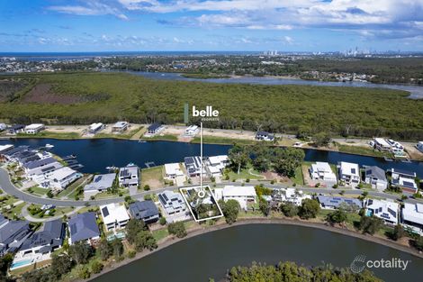 Property photo of 66 Serenity Boulevard Helensvale QLD 4212