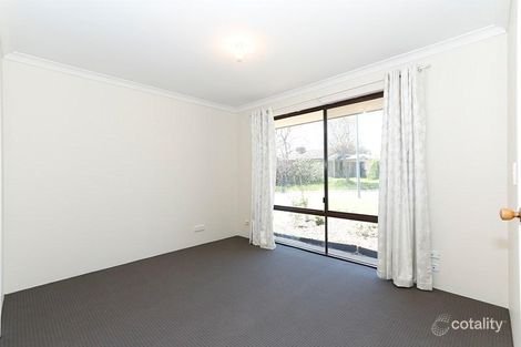 Property photo of 14 Kangaroo Entrance Stratton WA 6056