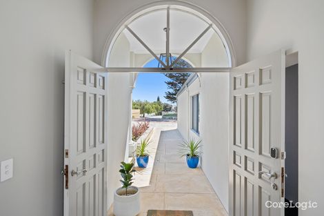 Property photo of 68 Voyager Close Wannanup WA 6210