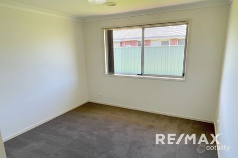 Property photo of 17 Quandong Place Forest Hill NSW 2651