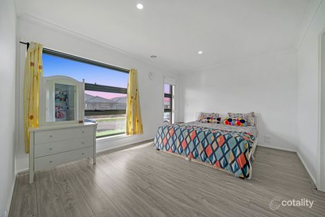 Property photo of 17 Trevor Crescent Truganina VIC 3029