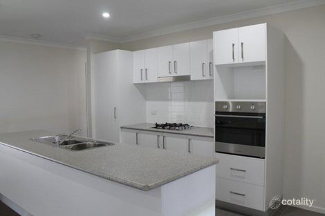 Property photo of 19 Cobby Court Lavington NSW 2641