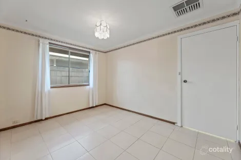 Property photo of 50 Magdalena Crescent Paralowie SA 5108