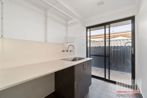 Property photo of 65 Windermere Boulevard Aveley WA 6069