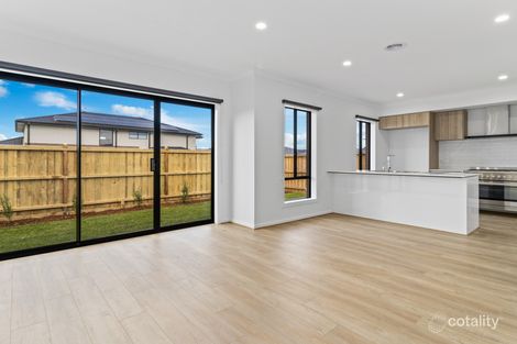Property photo of 36 Jessen Way Wyndham Vale VIC 3024