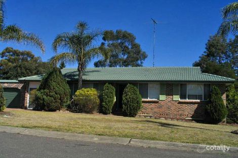 2 Lilley St, St Clair, NSW 2759