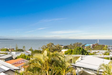 Property photo of 142 Carlton Terrace Manly QLD 4179