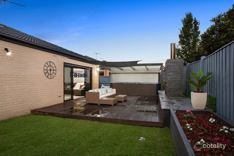 Property photo of 16 Cairn Drive South Morang VIC 3752