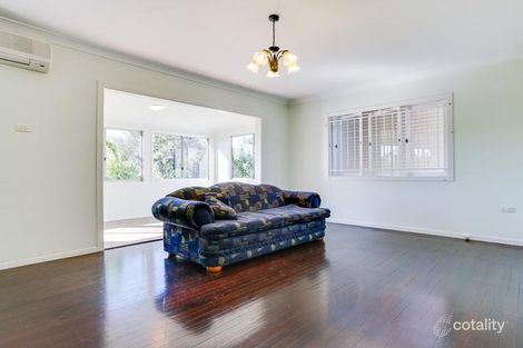 Property photo of 32 Edenvale Street Oxley QLD 4075