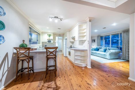 Property photo of 28 Mawson Drive Mawson ACT 2607
