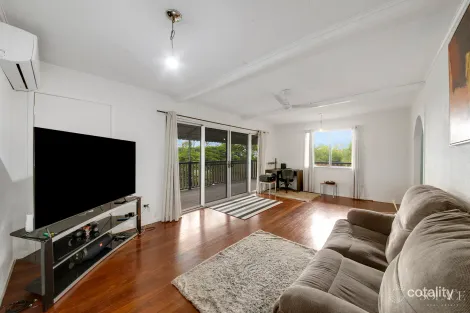 Property photo of 18 Boyne Crescent West Gladstone QLD 4680