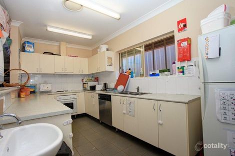 Property photo of 6 Stuart Road West Hoxton NSW 2171