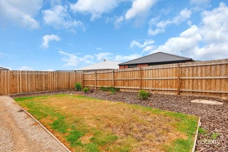 Property photo of 32 Borboleta Street Tarneit VIC 3029