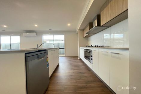 Property photo of 61 Moore Way Lucas VIC 3350