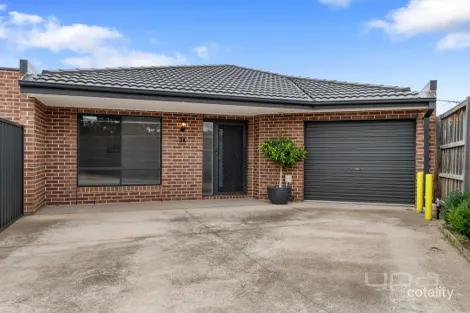 3a Asquith Pl, Melton West, VIC 3337