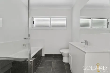 760A KINGSTON RD, LOGANLEA, QLD 4131