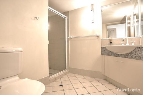 Property photo of 3/236 River Terrace Kangaroo Point QLD 4169