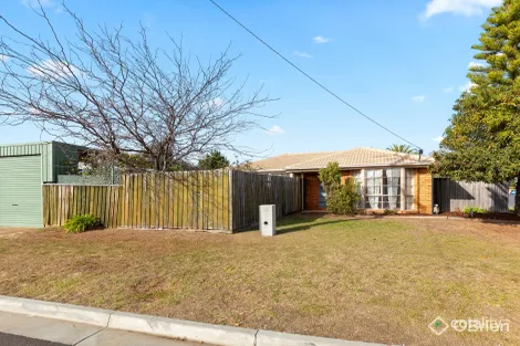 33 Melaleuca Dr, Hoppers Crossing, VIC 3029