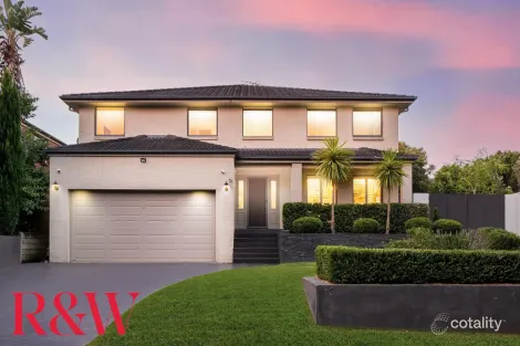 19 Strathwallen Cl, Macquarie Links, NSW 2565
