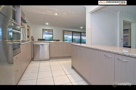 Property photo of 7 Pebbles Court Berrinba QLD 4117