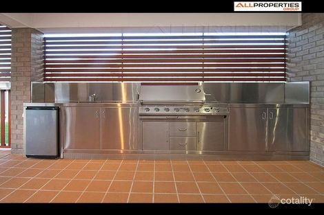 Property photo of 7 Pebbles Court Berrinba QLD 4117